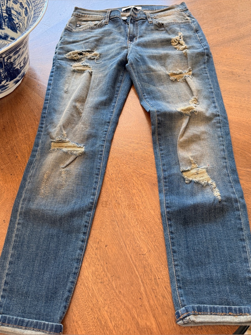 KanCan Estilo Jeans. Like new. Size 25.